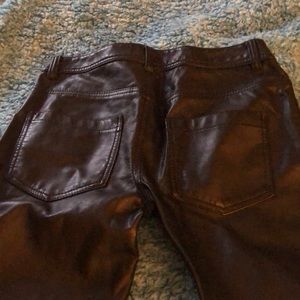 Pleather pants in excellent condition worn once size 6